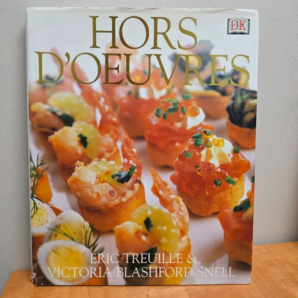 Hors D'oeuvres Cookbook 1999 Edition (Hard Cover)
